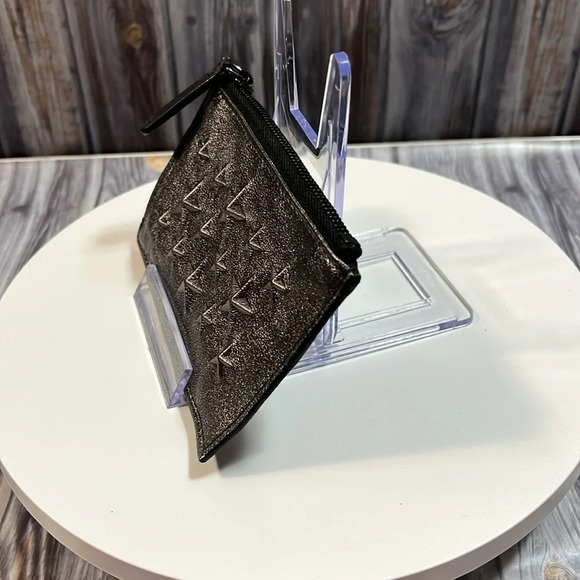 EUC JIMMY CHOO ACCESSORIES POUCH. - Picture 3 of 10